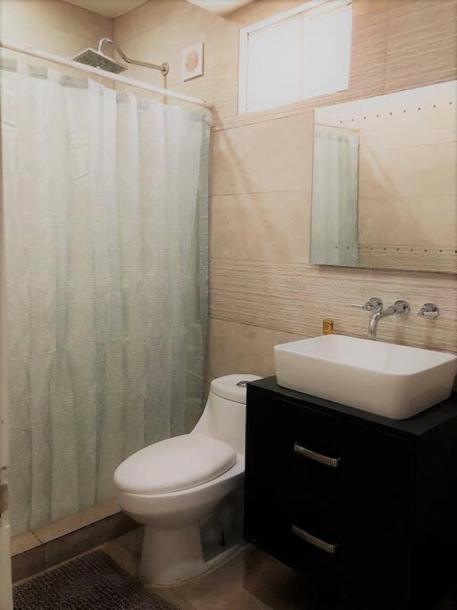 Lovely 1 Bedroom Apartment W/Private Parking エンセナダ エクステリア 写真