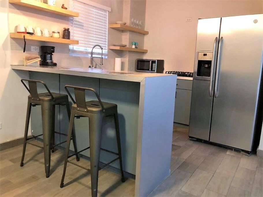 Lovely 1 Bedroom Apartment W/Private Parking エンセナダ エクステリア 写真