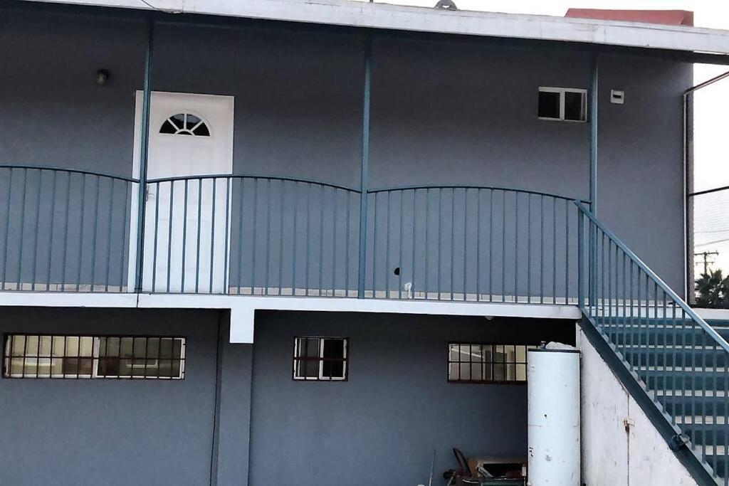 Lovely 1 Bedroom Apartment W/Private Parking エンセナダ エクステリア 写真