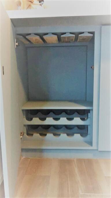 Lovely 1 Bedroom Apartment W/Private Parking エンセナダ エクステリア 写真