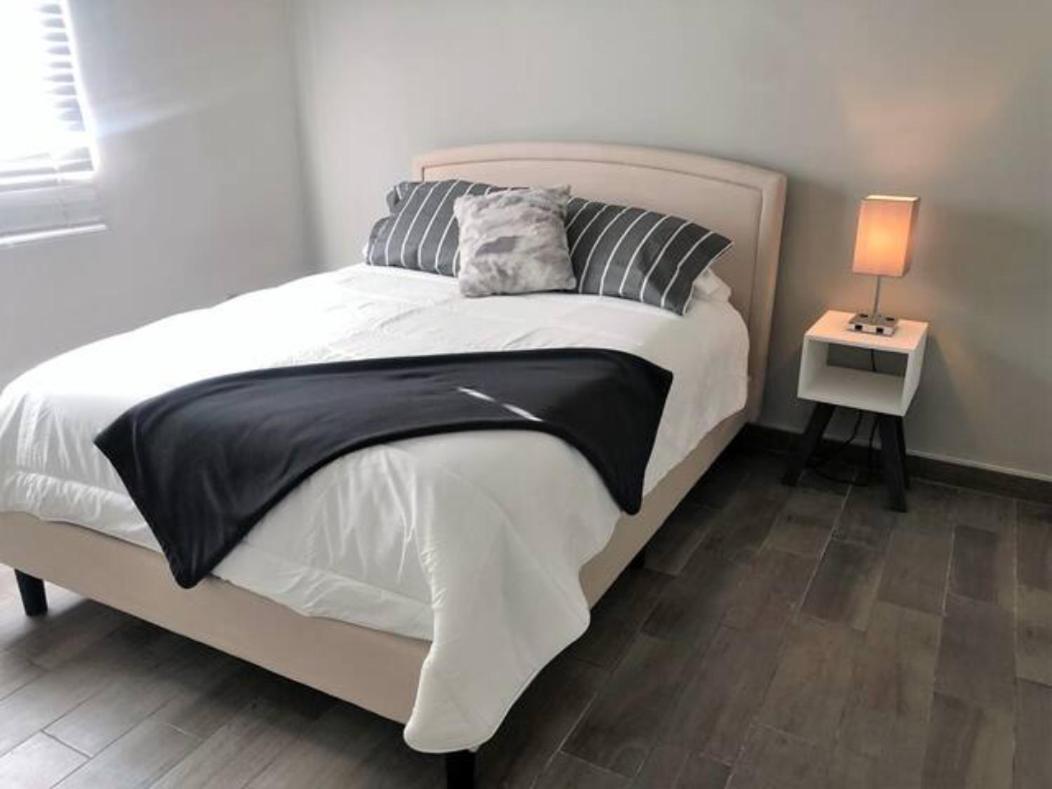 Lovely 1 Bedroom Apartment W/Private Parking エンセナダ エクステリア 写真